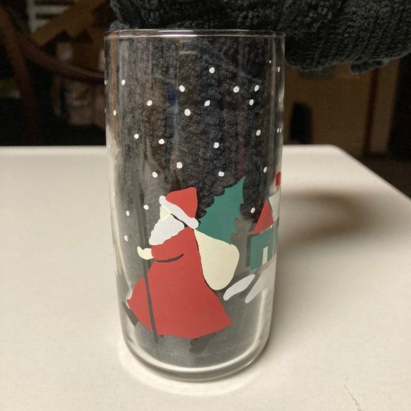 Vintage Anchor Hocking Christmas Glass Tumblers 12 oz. SANTA (1988)  7-Pc Set - Picture 4 of 11